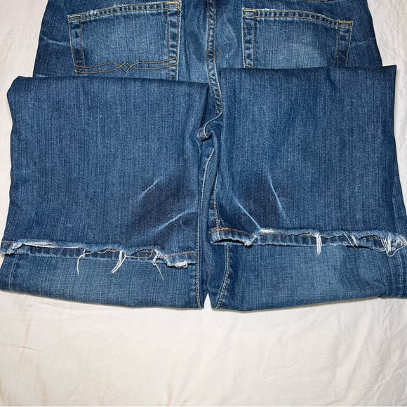 Lucky Brand Straight Leg Distressed Jeans Women’s Size 10/30 - Picture 6 of 7